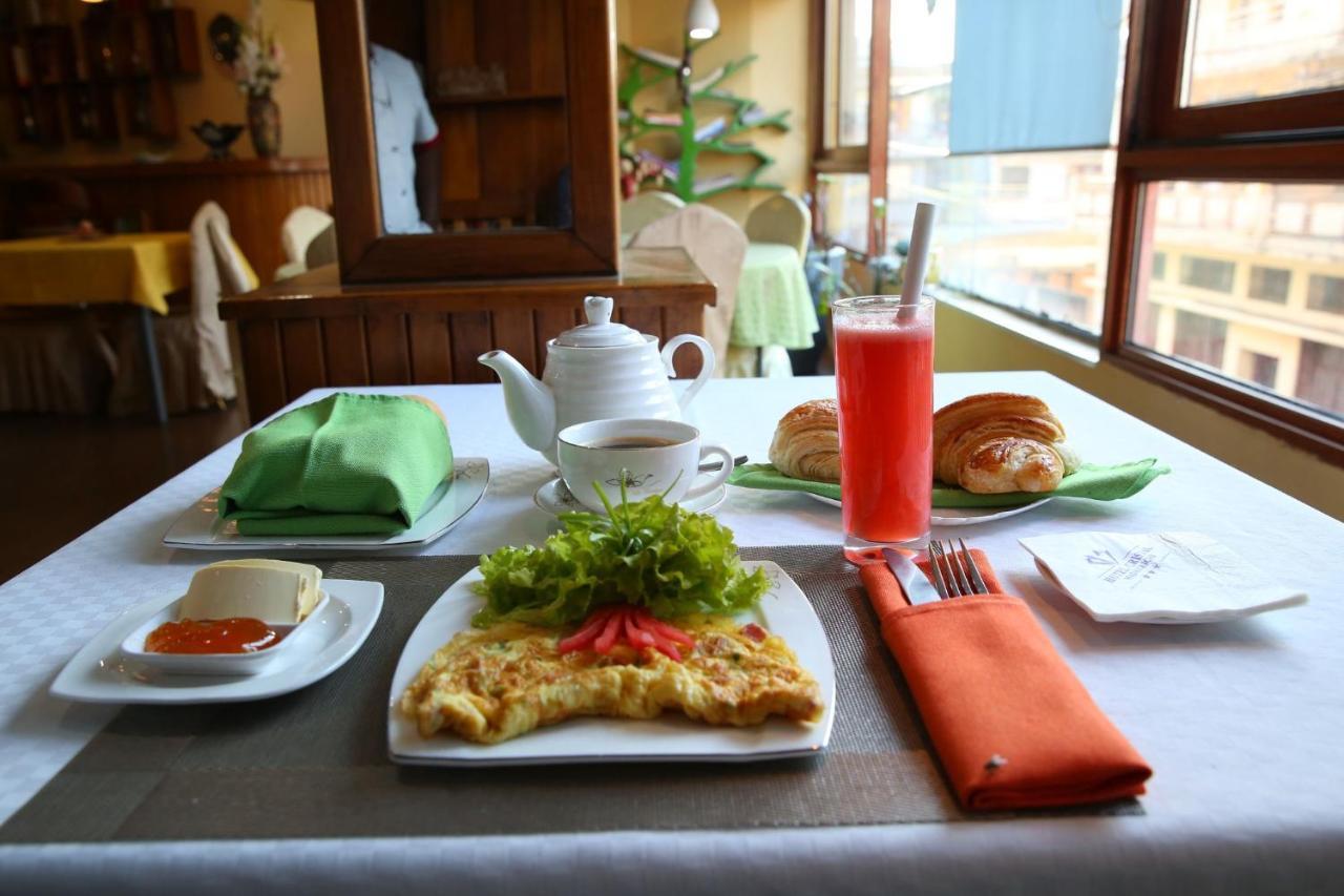 Hotel Cristal Madagascar Antananarivo Eksteriør bilde